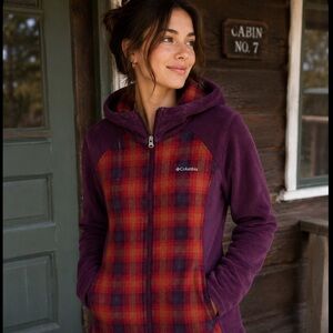 Like new Columbia fleece zip up hoodie